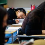 California retrasa el horario de ingreso escolar